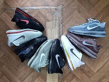 Patike: 41-46. 8000 din A klasa . L — 16