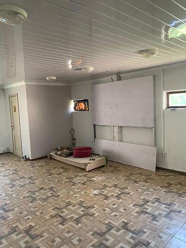 алькони завод: Небольшое одноэтажное отдельно стоящее помещение с входом с улицы. - — 4