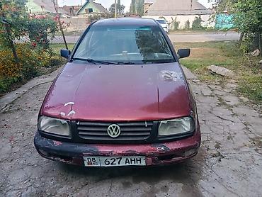 Volkswagen: Volkswagen Vento: 1993 г., 1.8 л, Кол менен иштөөчү, Бензин, Седан — 4