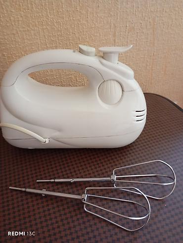 200 hz: Geepas GHM1620 əl mikseri - Güc: 200 W - Gərginlik/frekans: AC — 2