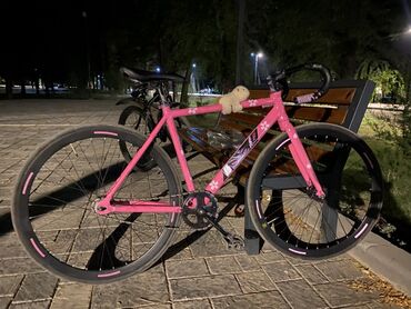форма для велосипедиста: Велосипед FIXED JIXF AT-5 Перекрасила в розовый Царапины есть на раме