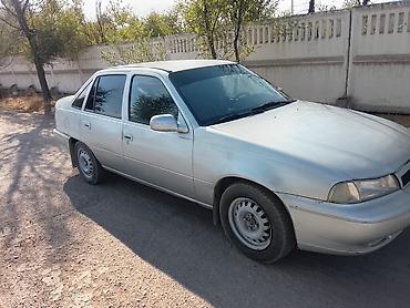 неки: Daewoo Nexia: 1994 г., 1.5 л, Механика, Бензин, Седан — 2