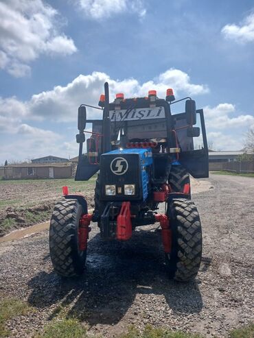 Kommersiya nəqliyyat vasitələri: Traktor İşlənmiş