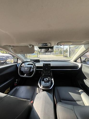 Toyota: Toyota bZ3: 2023 г., Электромобиль, Седан — 8