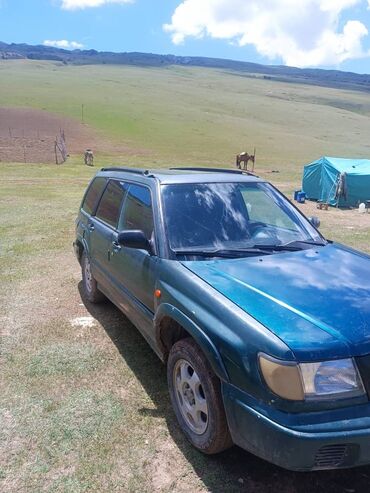 уборочная машина: Subaru Forester: 1998 г., 2 л, Механика, Газ