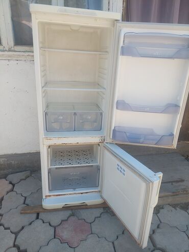 холодильник купить бу: Холодильник Biryusa, Б/у, Двухкамерный, 165 * 170 *