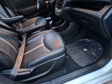 Chevrolet: Chevrolet Spark: 2019 г., 1 л, Вариатор, Бензин, Хэтчбэк — 13