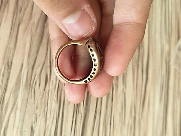 antik etir: Bürünc tonlarında, iri başlı uniseks üzük. - Material: metal ərinti — 2