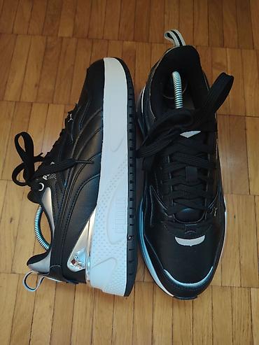 Patike: Puma patike u crno-beloj kombinaciji sa modernim, sportskim dizajnom i — 3