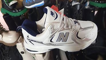 Продавцы-консультанты: Срочно нужен реализатор женщины/девушки!!! Нужна ответственная — 7