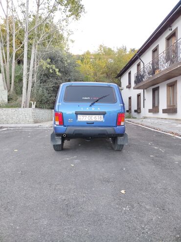 VAZ (LADA): VAZ (LADA) 4x4 Niva: 1.7 l | 2018 il 43000 km Ofrouder/SUV — 4