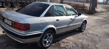Audi: Audi 80: 1993 г., 2 л, Механика, Бензин, Седан — 4