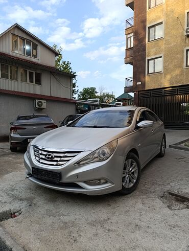 Hyundai: Hyundai Sonata: 2010 г., 2 л, Автомат, Газ, Седан