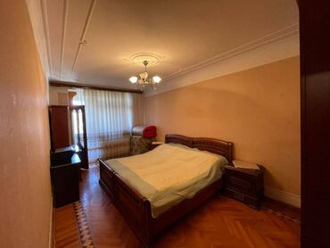 Köhnə tikili: Bakı, 3 otaqlı, Köhnə tikili, 85 kv. m — 3