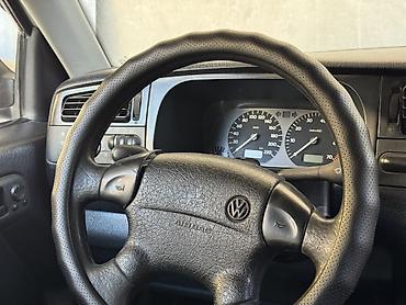 passat passat: Volkswagen Golf: 1996 г., 1.8 л, Автомат, Бензин, Хэтчбэк — 4