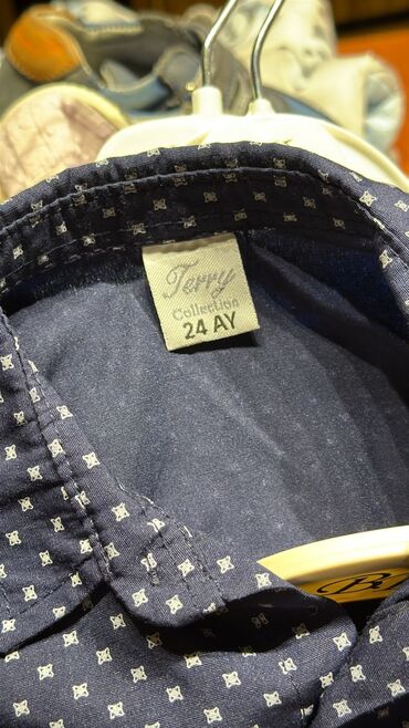 Uşaqlar üçün digər geyimlər: Одежда и обувь на МАЛЬЧИКА 2/3 года

Все по 5азн за единицу — 7