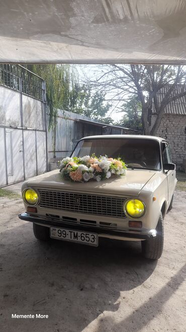 bmw 1 серия 130i at: Salam ili 1978 mator 06 senetde boznomr qeyd olunub karobka 4 atma