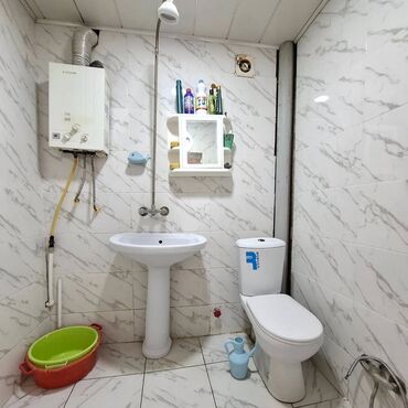 Uzunmüddətli kirayə mənzillər: Sirvan seherinde 10 sayli orta məktəbin yaxinliginda 3 otaqli menzil -da lalafo.az — 7 Uzunmüddətli kirayə mənzillər: Sirvan seherinde 10 sayli orta məktəbin yaxinliginda 3 otaqli menzil — 7