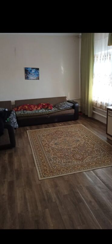 сдаю в аренду салон: 70 м², 4 комнаты, Парковка, Забор, огорожен