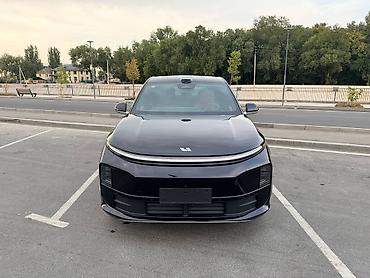 byd u8: Lixiang L6: 2025 г., 1.5 л, Автомат, Гибрид, Внедорожник — 2