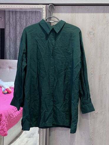 Futbolka və maykalar: ❗️ Əşyaların yarısı yenidir. Bütün əşyalar xaricdən gətirilib. Böyük — 7