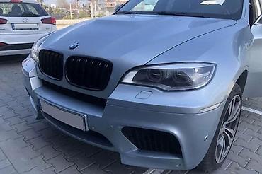 Auto delovi, gume i tjuning: Prednja maska bubrezi Bmw X5 e70, X6 e71 M look. Prednja maska resetka — 7