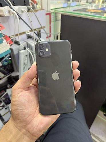 s 8: IPhone 11, 128 ГБ, черный Оргинал экран трешина бар на работу не — 1