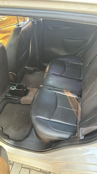 shevrolet lacetti: Chevrolet Spark: 2016 г., 1 л, Вариатор, Бензин, Хэтчбэк — 6