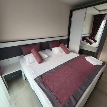 квартиры в бишкеке аренда на долгий срок: 1 бөлмө, Душ кабинасы, Жаздык, жууркан-төшөк каптары, Кондиционер