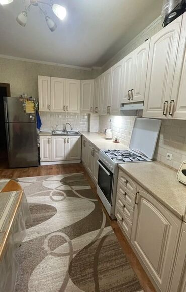 Долгосрочная аренда домов: 220 м², 8 комнат, Балкон застеклен, Кондиционер, Утепленный — 2