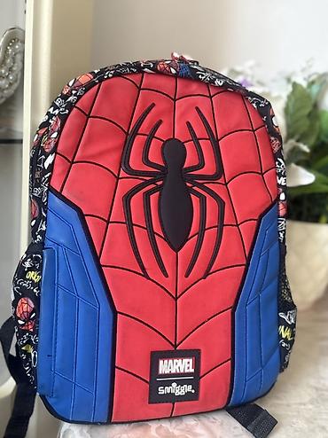 smiggle: Məhsul: Marvel x Smiggle Spider‑Man uşaq bel çantası - Rəsmi Marvel — 1