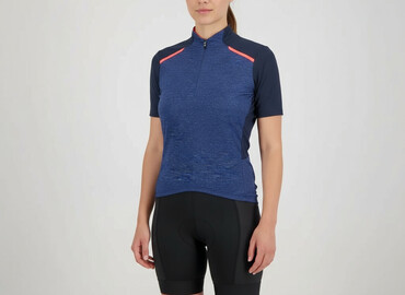 kevin levrone t shirty: Decathlon, Women`s T-shirt, size L (EU 40)