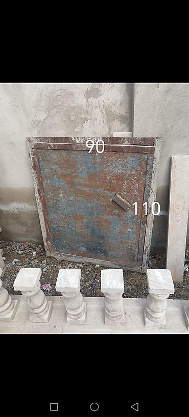 Metal qapı paneli - Material: qalın metallik lövhə, kənarları