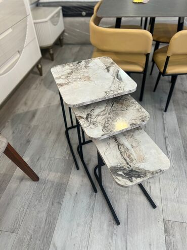 Uşaq masaları: Jurnal masası, Yeni, Açılan