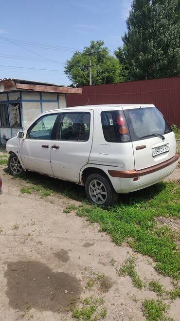 toyota proboks: Toyota Raum: 1999 г., 1.5 л, Автомат, Бензин, Минивэн