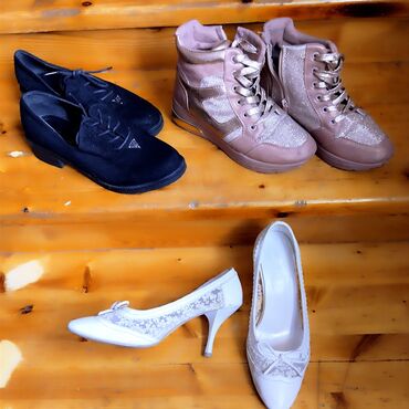 женские кеды: Женская обувь цена за все три пары! размеры на след фото все почти