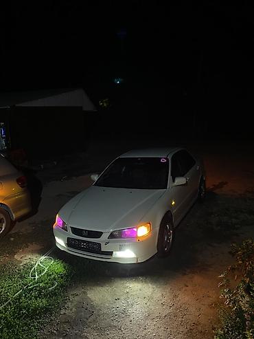 Транспорт: Honda Accord: 2001 г., 2 л, Автомат, Бензин, Седан — 1
