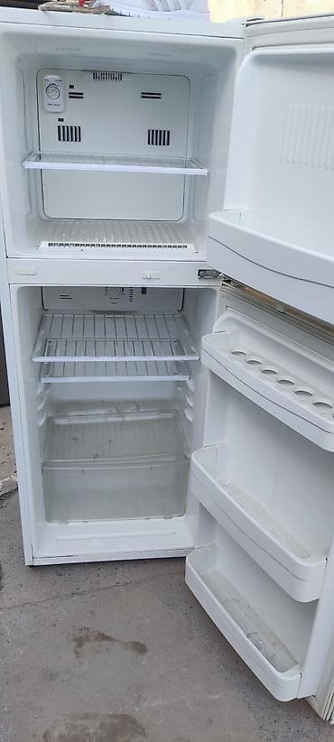 mini fridge: Холодильники с верхней морозильной камерой - Модели: серый AVEST и — 3