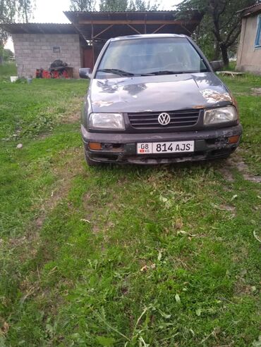 матиз шына: Volkswagen Vento: 1995 г., 1.8 л, Механика, Бензин, Седан