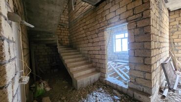 Həyət evləri və villaların satışı: 5 otaqlı, 204 kv. m, Kredit var, Təmirsiz — 4