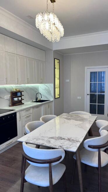 Продажа квартир: 2 комнаты, 81 м², 7 этаж, Дизайнерский ремонт — 12