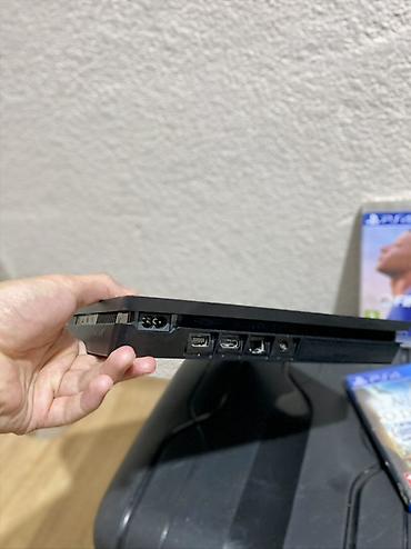 Sony PlayStation: Sony ps 4 slim прошитый. Не греется, не шумит. В хорошем состоянии — 6