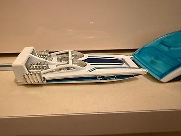 nerd oyunu: Hot Wheels “Sea-Nic Route” oyuncaq su gəmisinin modeli. - Rəng — 2