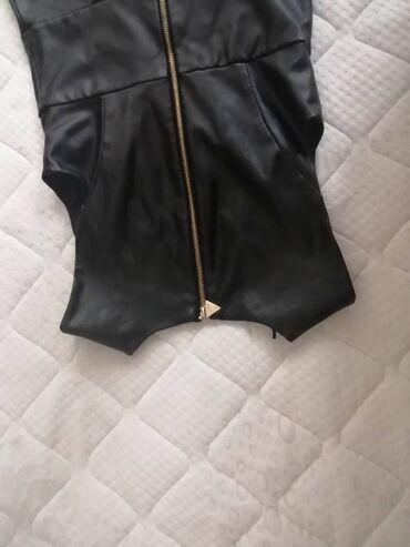 Haljine: Guess S (EU 36), bоја - Crna, Koktel, klub, Na bretele — 9