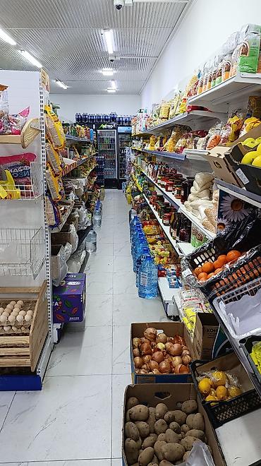 Продажа магазинов: Продаётся готовый продуктовый магазин в 5 микрорайон 19/3 дом Площадь — 6