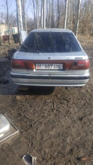 авто парк бишкек: Mazda 626: 1989 г., 2 л, Механика, Бензин, Хэтчбэк