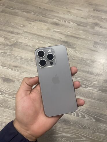 Apple iPhone: IPhone 15 Pro, 128 GB, Natural Titanium, Face ID