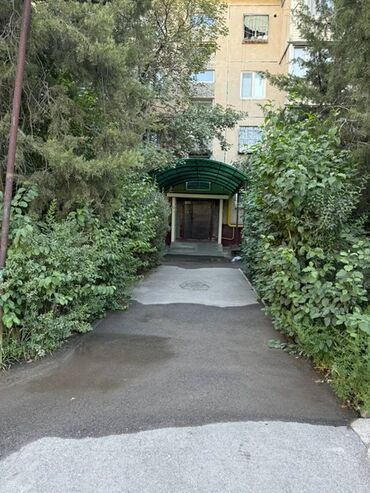 1 комнатная квартира на продажу: 1 бөлмө, 38 кв. м, 2 кабат, Косметикалык ремонт