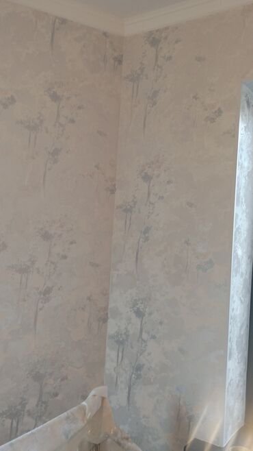 Поклейка обоев: Поклейка обоев демонтаж монтаж влизил виниловые бумажные побелка — 11