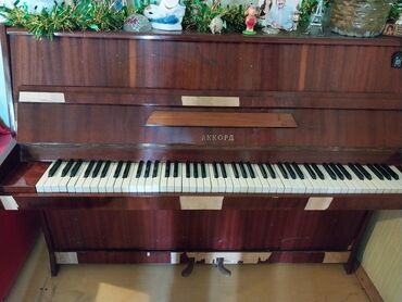 qarmon satılır: Piano, İşlənmiş